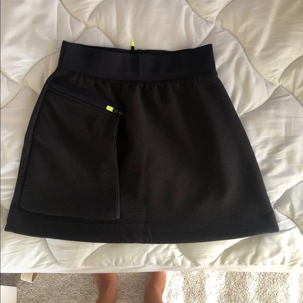 BNWT Nike tech skirt